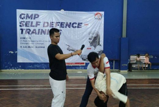 Lawan Aksi Kriminal, Ganjar Muda Padjadjaran Gelar Pelatihan Self Defense - GenPI.co