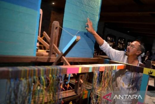 Mejeng di Apurva Bali, Instalasi Seni Ari Bayuaji Tampilkan Daur Ulang Sampah Laut - GenPI.co
