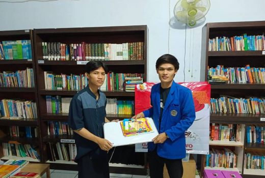 Perkuat Silaturahmi, Ganjar Milenial Rehabilitasi Taman Baca dan Sanggar Seni - GenPI.co