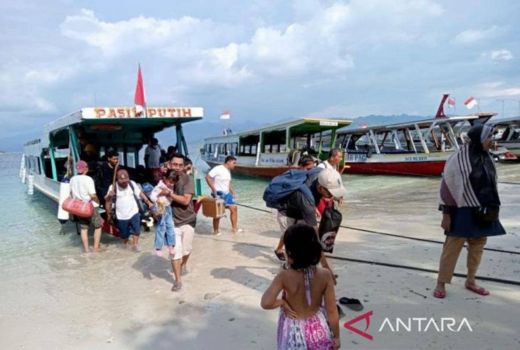 Wisata Gili Trawangan Lombok Utara Dibanjiri Wisatawan Asing - GenPI.co