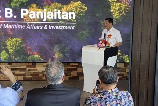 Luhut Siap Gantikan Ketum Golkar Airlangga Hartarto, Tetapi Tunggu Dukungan - GenPI.co