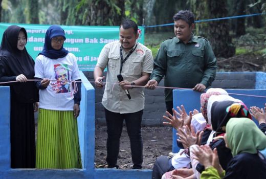 Ajak Hidup Bersih, Ganjar Muda Padjadjaran Bangun Bak Sampah di Subang - GenPI.co