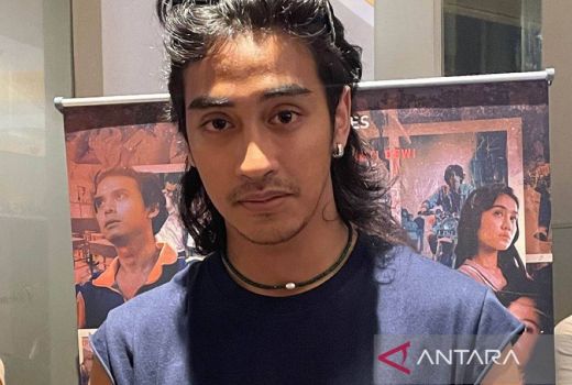 Oklin Fia Makan Es Krim, Abidzar Al Ghifari: Mau Jadi Porn Star Nggak Usah Pakai Hijab - GenPI.co