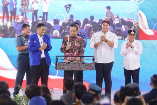 Ditemani Menpora Dito Ariotedjo, Presiden Jokowi Buka Rakernas GAMKI 2023 - GenPI.co