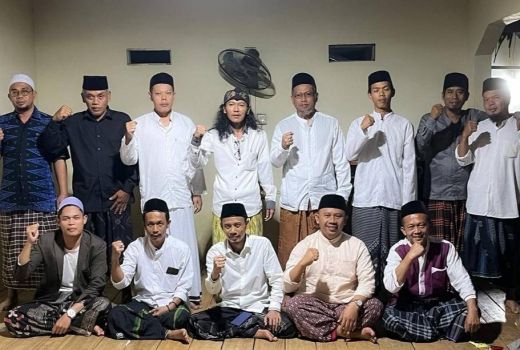 Saran Jitu Kiai Pandeglang Terkait Program Insentif Guru Keagamaan Ganjar Pranowo - GenPI.co