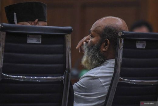 Jaksa KPK Minta Majelis Hakim Vonis Lukas Enembe Sesuai Tuntutan - GenPI.co