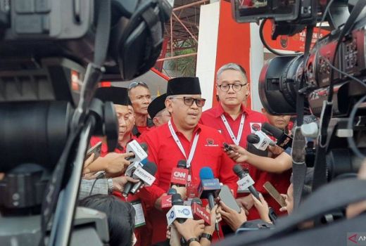 Hasto Kristiyanto Sebut Nama Cawapres Ganjar Pranowo Tinggal Diumumkan - GenPI.co