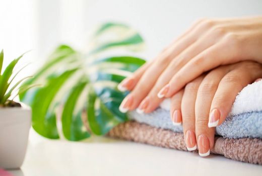 Enggak Perlu ke Salon, Kamu Bisa Punya Kuku Cantik dan Sehat dengan Bahan Alami - GenPI.co