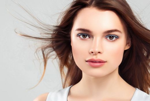 Tips Pemakaian Makeup yang Tepat untuk Kulit Berminyak - GenPI.co