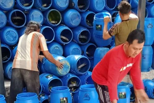 Jaga Alam dan Lingkungan, PLN Jalankan Program Bank Sampah di Jepara - GenPI.co