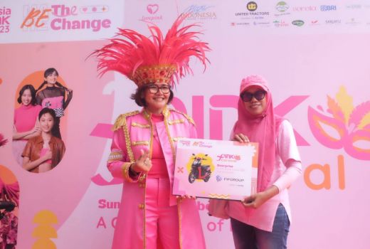 FIFGROUP dukung Indonesia Goes Pink 2023 untuk Tingkatkan Kesadaran Atas Risiko Kanker Payudara - GenPI.co