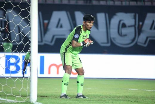 Gawangnya Dibobol Rans Nusantara dan Kalah, Kiper Muda Persija Cahya Bertekad Bangkit - GenPI.co