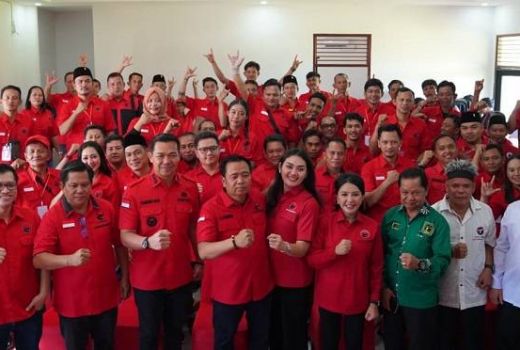 Karolin Optimistis PDIP Kapuas Hulu Bakal Rebut Kursi Pimpinan - GenPI.co