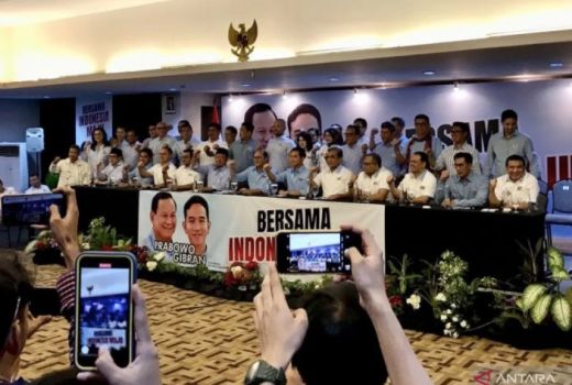 Tim Kampanye Prabowo-Gibran Penuh Bintang, 2 Mantan Kapolri Gabung - GenPI.co