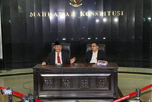 Jimly Asshiddiqie: Anwar Usman Tidak Bisa Banding pada Putusan MKMK - GenPI.co