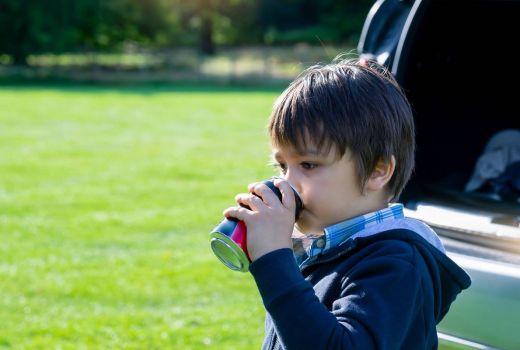 Penelitian Ungkap Anak yang Konsumsi Minuman Soda Setiap Hari Punya Daya Ingat Buruk - GenPI.co