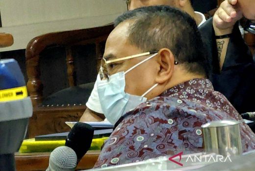KPK Sita Uang Rp 3 Miliar dari Anggota DPR RI Sudewo soal Dugaan Suap di DJKA - GenPI.co