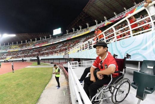 Pertama Kali Tonton Langsung Piala Dunia U-17, Suporter Disabilitas Merinding - GenPI.co
