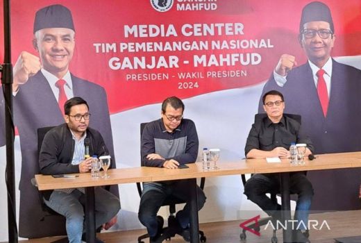 Andi Widjajanto: Presiden Tidak Boleh Mendegradasi TNI dengan Berpolitik Praktis - GenPI.co