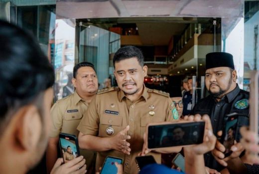Bobby Nasution Cari Tanggal Cantik untuk Kembalikan KTA PDIP - GenPI.co