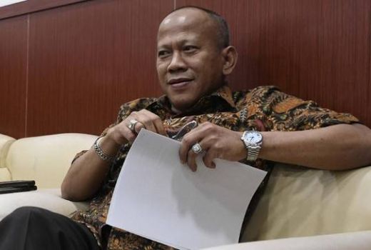 KPK Tetiba Segel Ruang Kerja Anggota BPK Pius Lustrilanang - GenPI.co