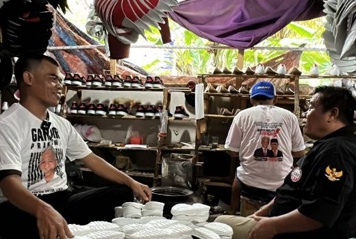 Rangkul Buruh Cipadung, GBB Siap Menangkan Ganjar Pranowo-Mahfud MD - GenPI.co