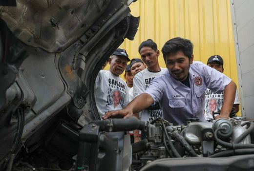 KST Dukung Ganjar Edukasi Sopir Truk Safety Driving untuk Tekan Kecelakaan - GenPI.co