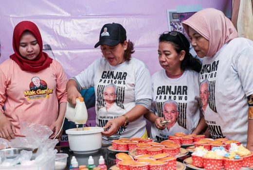 Buka Peluang Usaha, Mak Ganjar Adakan Pelatihan Baking Class di Jaksel - GenPI.co