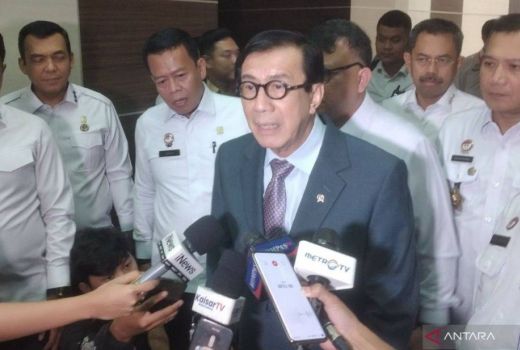 Menkumham Respons soal Status Tersangka Dugaan Suap Eddy Hiariej - GenPI.co