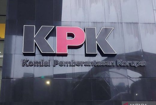 KPK Geledah Kantor BNPB dan LKPP soal Dugaan Korupsi APD Kemenkes - GenPI.co