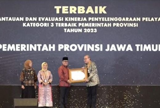 Pemprov Jatim Borong 4 Penghargaan Pelayanan Publik dari KemenPAN RB - GenPI.co
