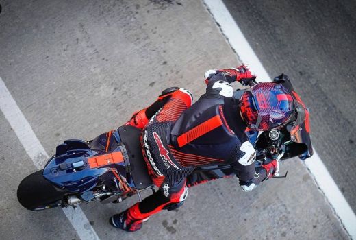 Naiki Motor Ducati, Marc Marquez Langsung Tebar Ancaman di Sesi Uji Coba MotoGP - GenPI.co