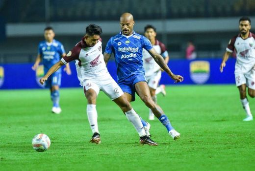 Persib Bandung Ditahan Imbang PSM Makassar di Kandang, Marc Klok Kecewa - GenPI.co