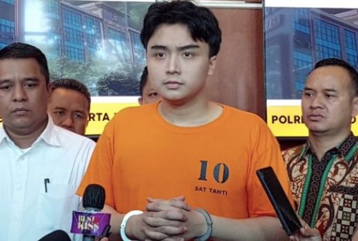 Ditahan Karena Kasus Penganiayaan, Leon Dozan Stres dan Kurus - GenPI.co