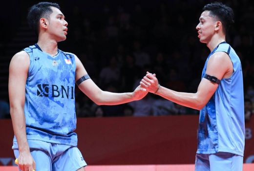 Kesabaran Bawa Fajar/Rian Lolos ke Semifinal BWF World Tour Finals 2023 - GenPI.co