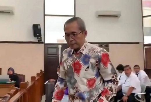 Alexander Marwata Respons soal Permintaan Firli Bahuri Jadi Saksi Meringankan - GenPI.co