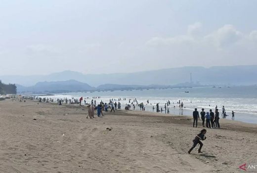 Liburan Akhir Tahun, Yuk Main Air ke Pantai Citepus Sukabumi - GenPI.co