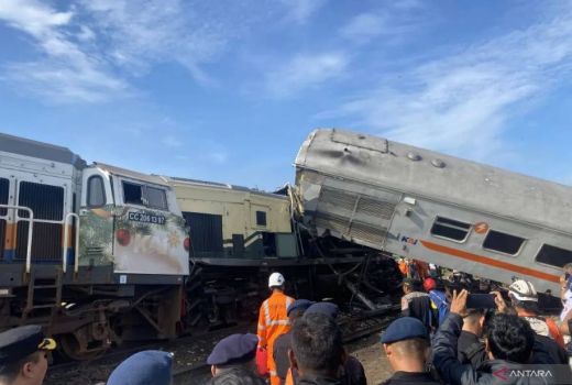 Insiden Kecelakaan Kereta Api Berulang, DJKA Evaluasi Keselamatan Perjalanan - GenPI.co