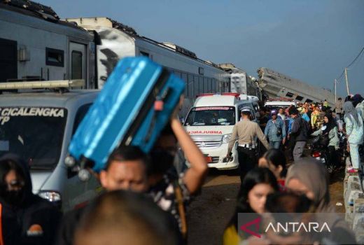 Kecelakaan Kereta di Bandung, 3 Orang Meninggal Dunia - GenPI.co