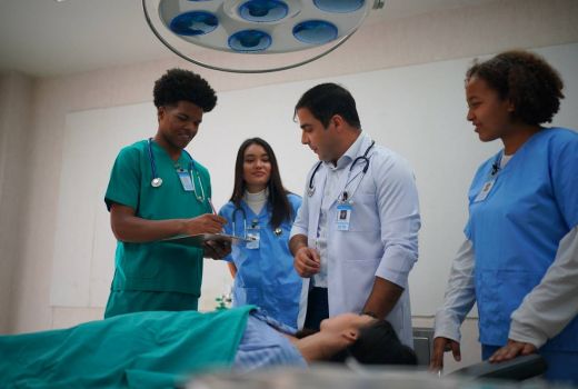 Satu Orang di Inggris Akan Didiagnosis Mengidap Kanker Setiap Menitnya pada 2040 - GenPI.co