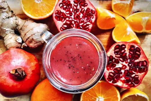Minuman Buah Delima dengan Lemon dan Mint Paling Enak Dinikmati Saat Hujan - GenPI.co