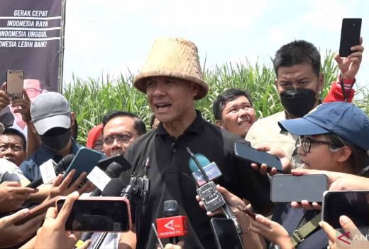 Ganjar Pranowo Janji Prioritaskan Produk Dalam Negeri Daripada Impor - GenPI.co
