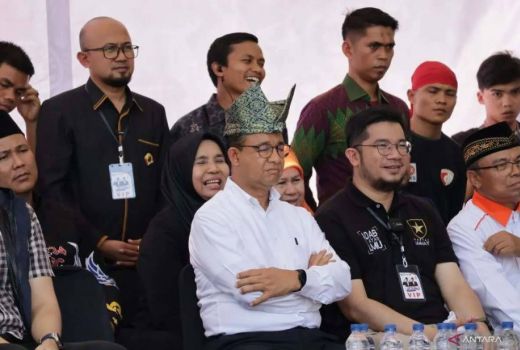 Nelayan di Padang Berharap Anies Baswedan Atasi Kelangkaan BBM - GenPI.co