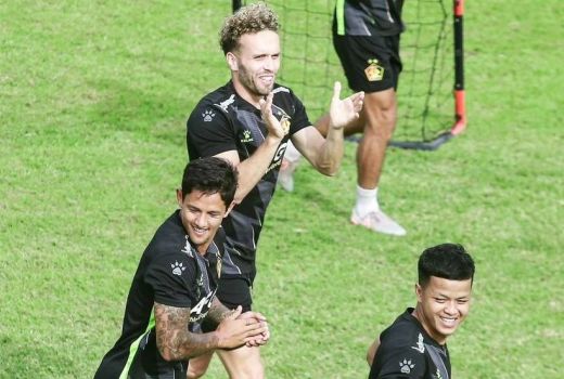 Kalah dari Persebaya di Laga Uji Coba, Persik Kediri Fokus Kembalikan Performa Tim - GenPI.co