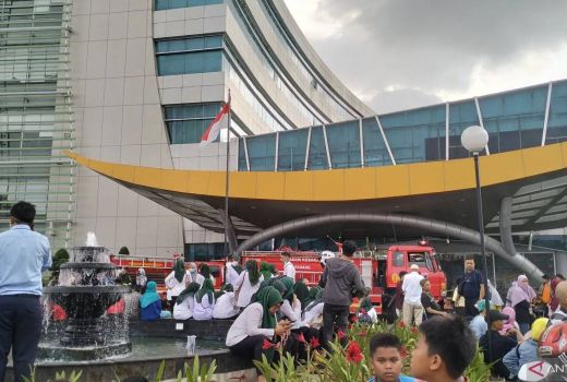 Duar! Ledakan di RS Semen Padang, Pelayanan Ditutup Sementara - GenPI.co