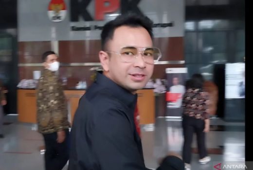 Raffi Ahmad Tidak Tahu Nagita Slavina Bantu Tyas Mirasih - GenPI.co