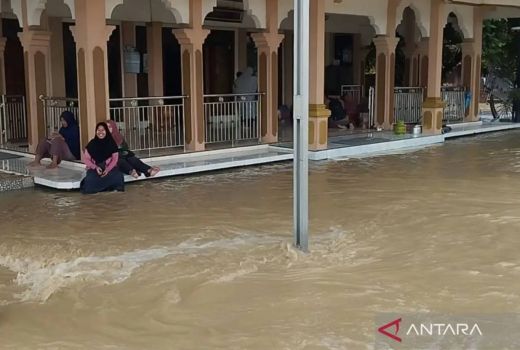 Banjir Terjang Demak, 8.170 Warga Terpaksa Mengungsi - GenPI.co
