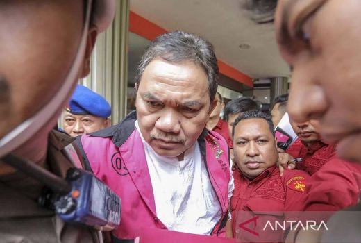 Jaksa Dakwa Achsanul Qosasi Terima Suap Rp 40 Miliar pada Kasus BTS Kominfo - GenPI.co