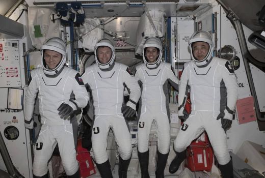 Astronot dari Empat Negara Kembali ke Bumi Setelah Enam Bulan Berada di Luar Angkasa - GenPI.co