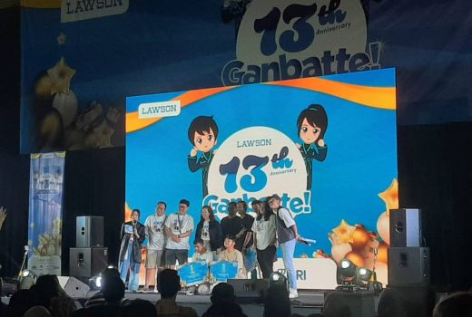 Rayakan HUT ke-13, Lawson Indonesia Gelar Standup Comedy Competition - GenPI.co